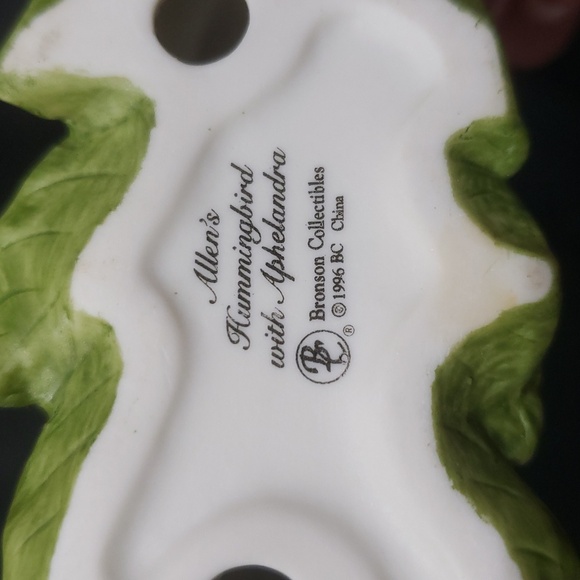 Bronson Collectibles 1996 Allen's Hummingbird Porcelain Figurine - Picture 5 of 5